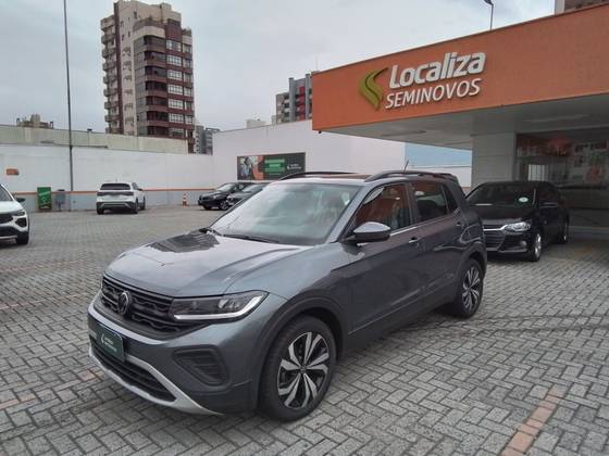 VOLKSWAGEN T-CROSS 1.0 200 TSI TOTAL FLEX AUTOMÁTICO VOLKSWAGEN T-CROSS 1.0 200 TSI TOTAL FLEX AUTOMÁTICO